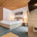 Ravaisch By Mein - Mountain Homes Apartmán